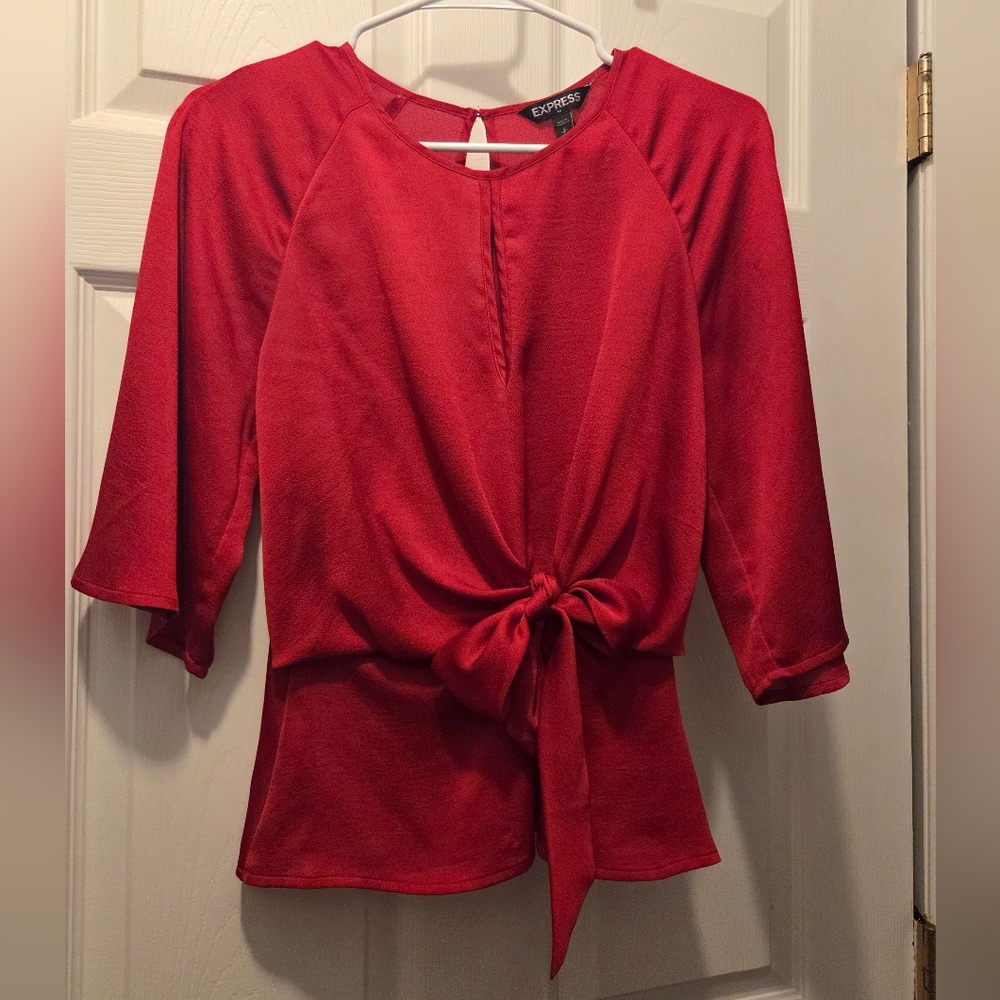 Express Women's Red Tie-Front Top